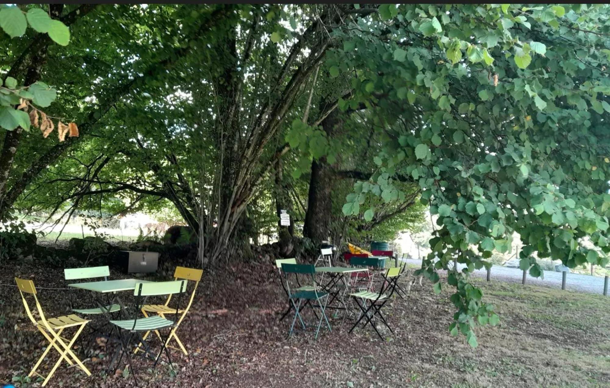 Chalet Charmant A Saint-Sylvestre Avec Terrasse Et Jardin Ambazac Екстериор снимка